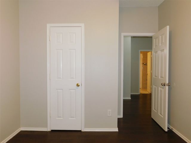 1648 Crown Point Drive, Little Elm, TX 75036