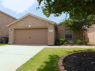 1648 Crown Point Drive, Little Elm, TX 75036