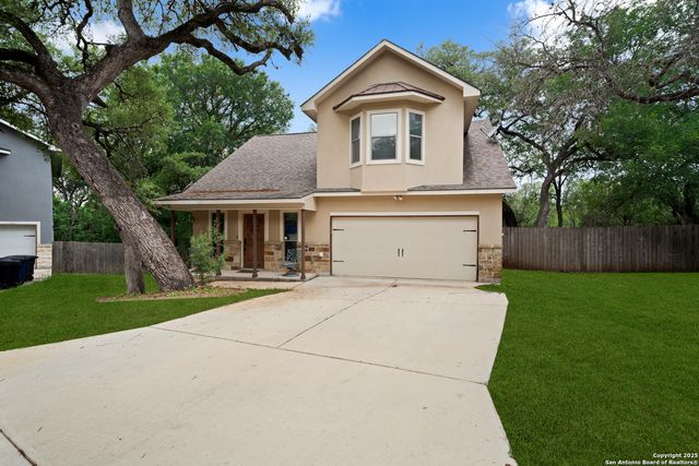 635 BLUFFSIDE DR, New Braunfels, TX 78130