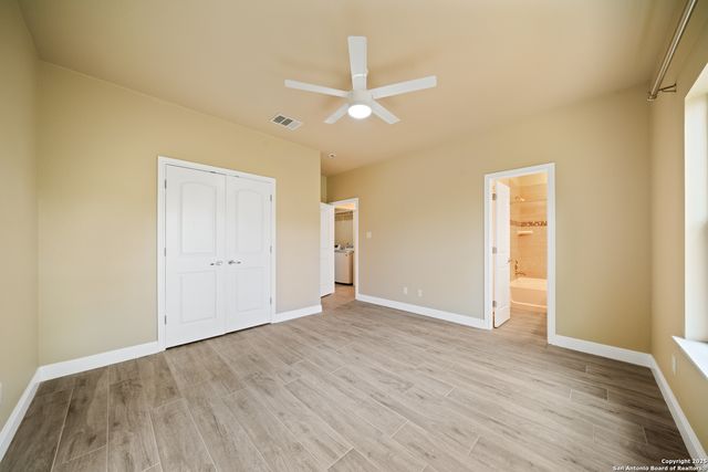 635 BLUFFSIDE DR, New Braunfels, TX 78130