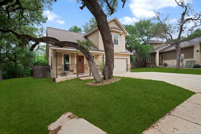 635 BLUFFSIDE DR, New Braunfels, TX 78130
