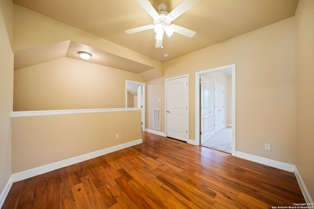 635 BLUFFSIDE DR, New Braunfels, TX 78130