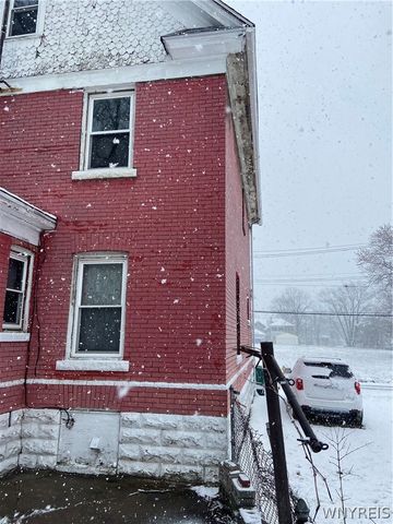 436 8th Street, Niagara Falls, NY 14301