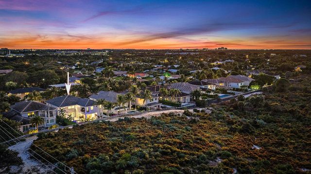 1603 E Hemingway Drive, Juno Beach, FL 33408