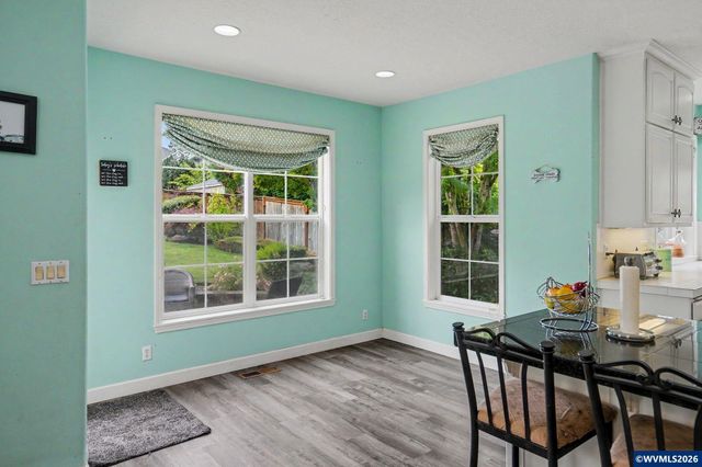 1665 Sisters Ct NW, Salem, OR 97304