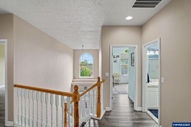 1665 Sisters Ct NW, Salem, OR 97304
