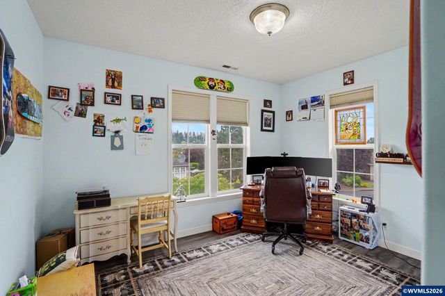 1665 Sisters Ct NW, Salem, OR 97304