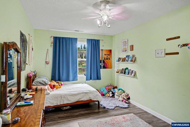 1665 Sisters Ct NW, Salem, OR 97304