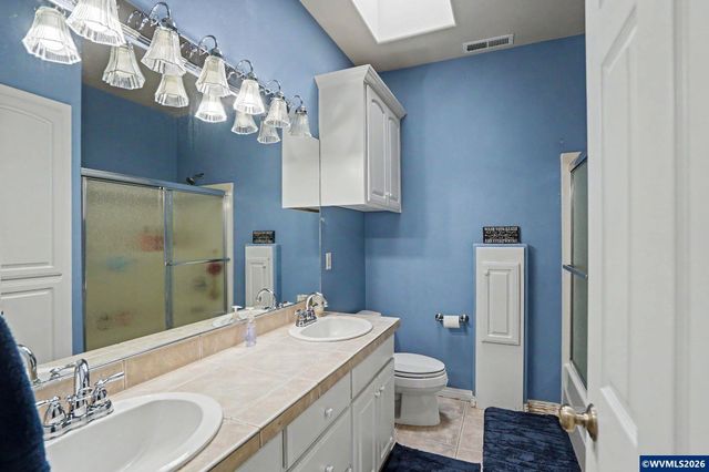 1665 Sisters Ct NW, Salem, OR 97304