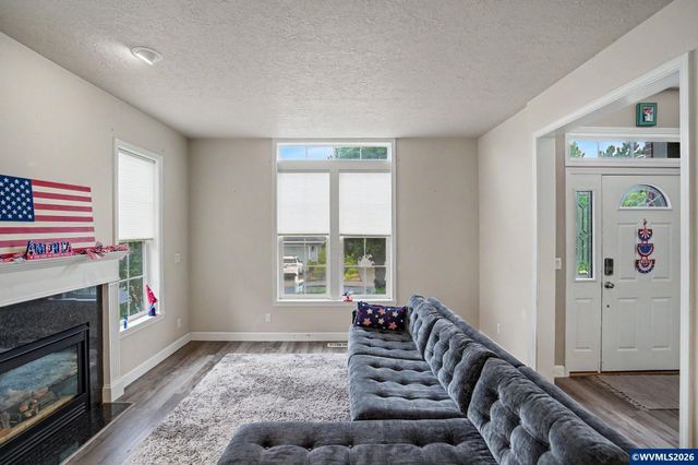 1665 Sisters Ct NW, Salem, OR 97304