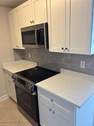 7401 BAY ISLAND DRIVE S 129, South Pasadena, FL 33707