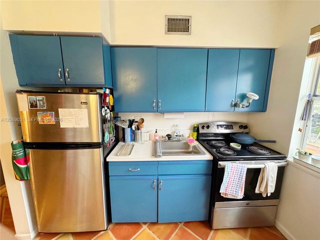 736 13th Street 213, Miami Beach, FL 33139