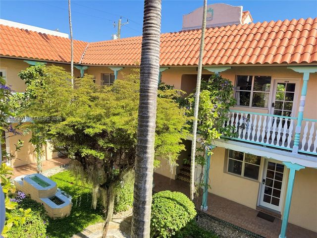 736 13th Street 213, Miami Beach, FL 33139