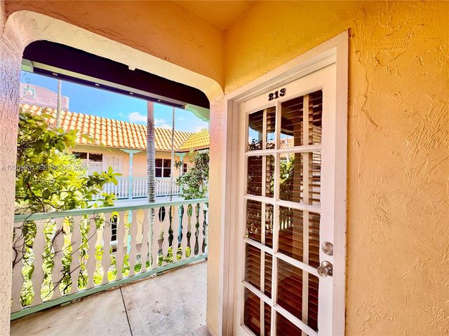 736 13th Street 213, Miami Beach, FL 33139