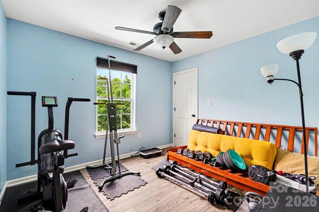 1003 Jordans Pond Lane, Charlotte, NC 28214
