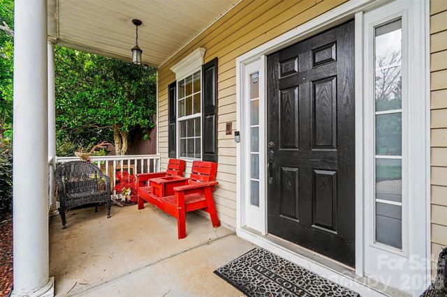 1003 Jordans Pond Lane, Charlotte, NC 28214