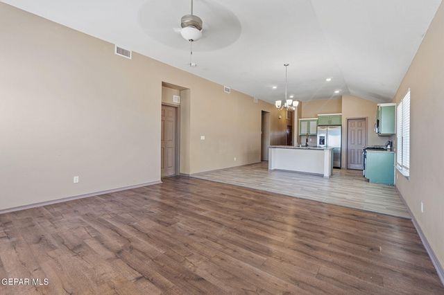 11352 Santa Barbara Drive, El Paso, TX 79927