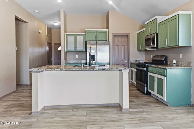 11352 Santa Barbara Drive, El Paso, TX 79927