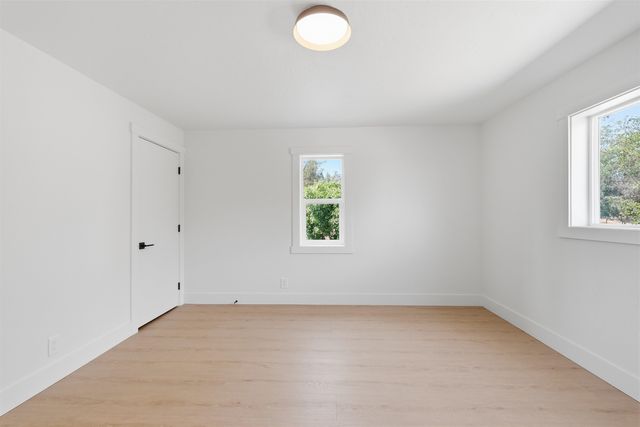 5399 S Wallbridge Rd, Deer Park, WA 99006