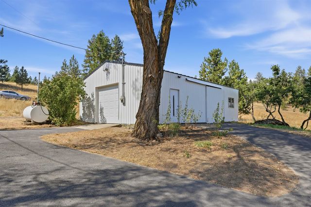 5399 S Wallbridge Rd, Deer Park, WA 99006