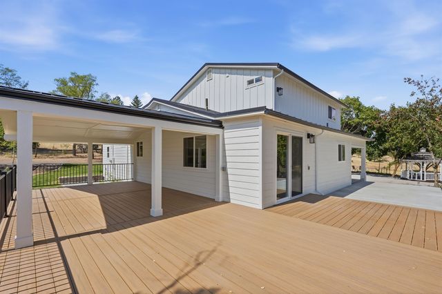 5399 S Wallbridge Rd, Deer Park, WA 99006