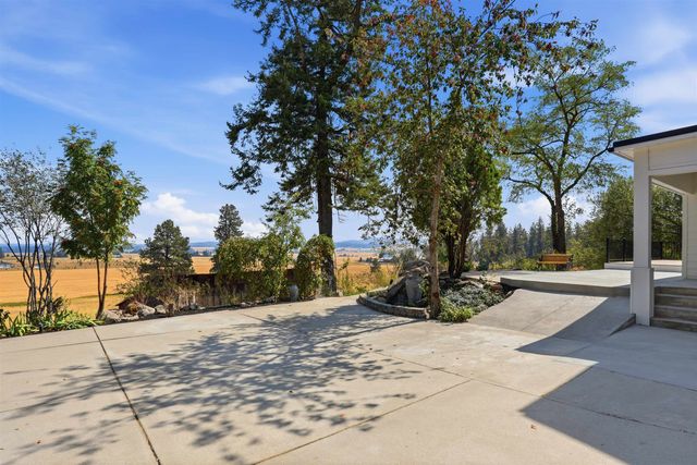 5399 S Wallbridge Rd, Deer Park, WA 99006