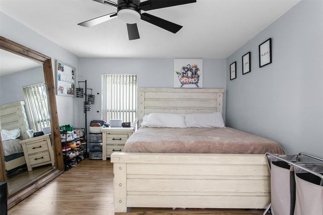 846 Ramblewood Drive, Coral Springs, FL 33071