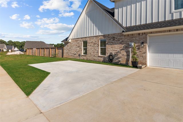 90 Turtle Creek Drive, Benton, LA 71006