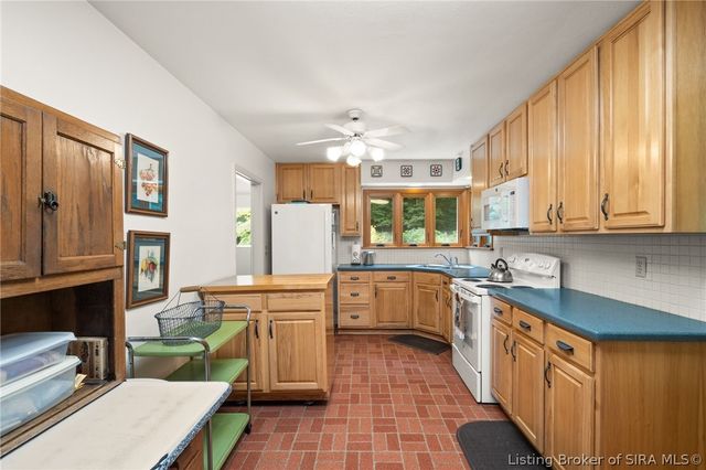 9458 Payton Road, Greenville, IN 47124