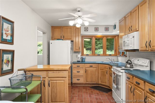 9458 Payton Road, Greenville, IN 47124