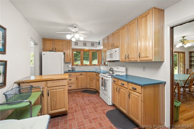 9458 Payton Road, Greenville, IN 47124