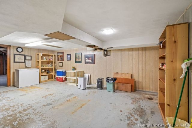 9458 Payton Road, Greenville, IN 47124