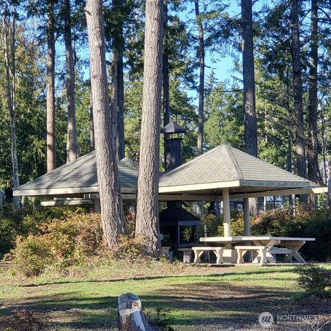 655 E Pointes Drive E, Shelton, WA 98584