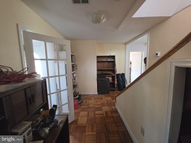 2602 BERKLEY ST, Temple Hills, MD 20748
