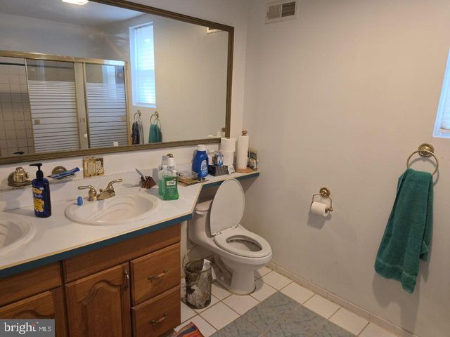 2602 BERKLEY ST, Temple Hills, MD 20748