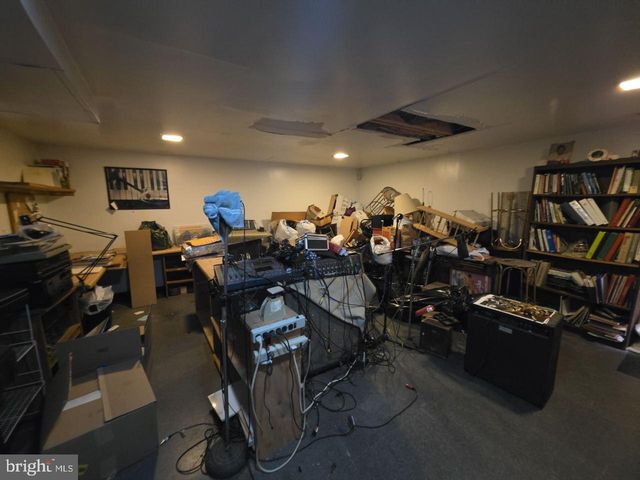 2602 BERKLEY ST, Temple Hills, MD 20748