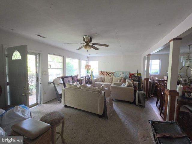 2602 BERKLEY ST, Temple Hills, MD 20748