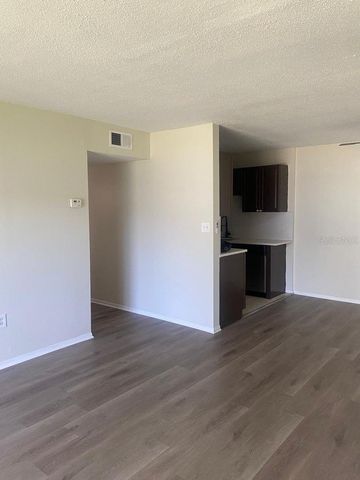 1695 LEE ROAD C206, Winter Park, FL 32789