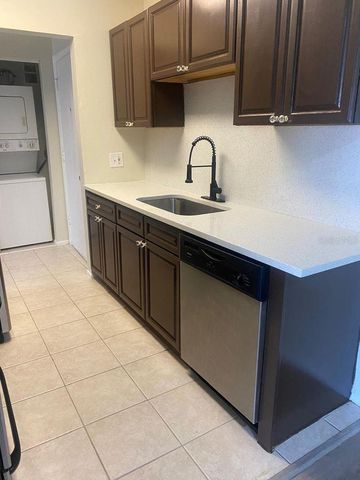 1695 LEE ROAD C206, Winter Park, FL 32789