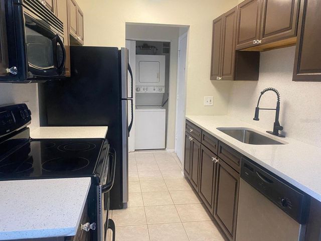 1695 LEE ROAD C206, Winter Park, FL 32789