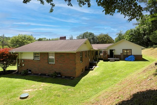 1654 Myers Chapel Road, Hayesville, NC 28904