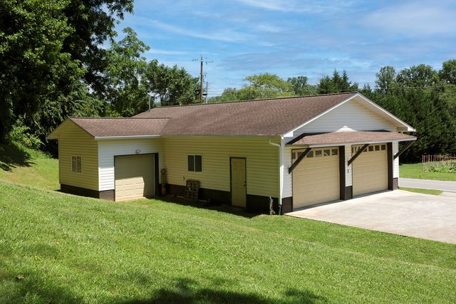 1654 Myers Chapel Road, Hayesville, NC 28904