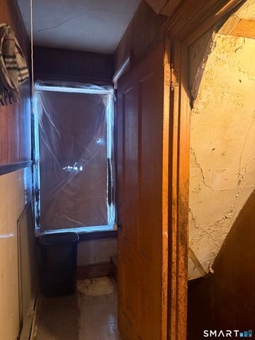 169 James Street, New Haven, CT 06513