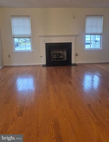 904 SWEETWATER DR, Cinnaminson, NJ 08077