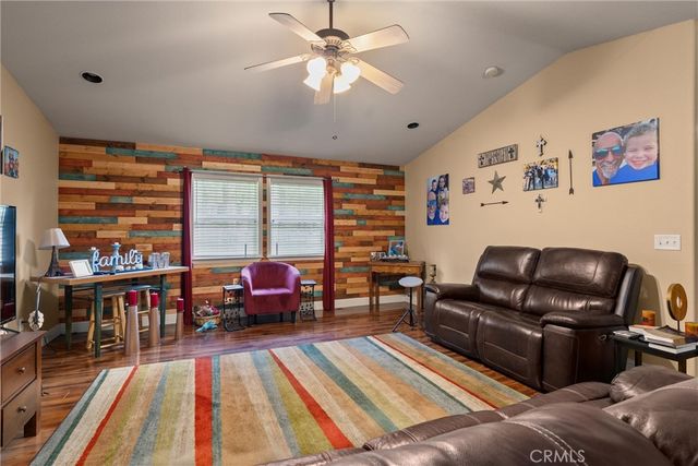 14689 Carnegie, Magalia, CA 95954