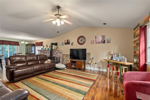 14689 Carnegie, Magalia, CA 95954