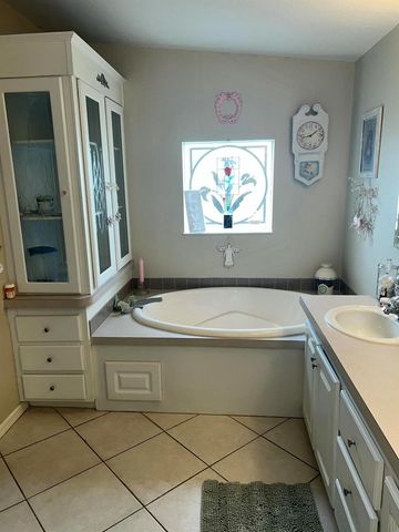 3042 5 Iron Drive, Port St. Lucie, FL 34952