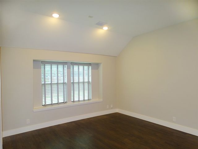 2125 Flora Lane, Desoto, TX 75115