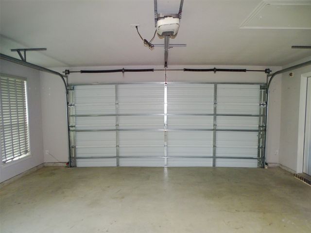 2125 Flora Lane, Desoto, TX 75115