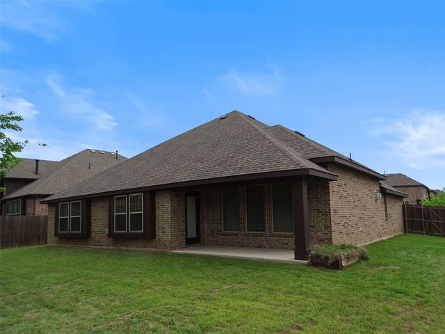 2125 Flora Lane, Desoto, TX 75115